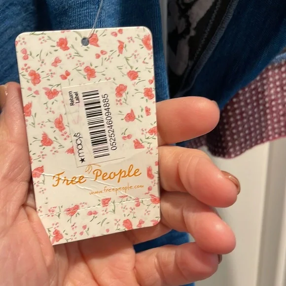 NWOT Free People Oversized Top - Picture 5 of 7